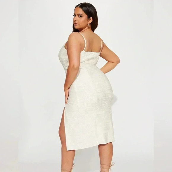 Feeling Textured Midi Dress - Cream - Picture 3 of 5